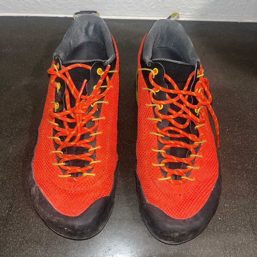 La Sportiva TX3 men’s orange and yellow approach shoes - Picture 2 of 6